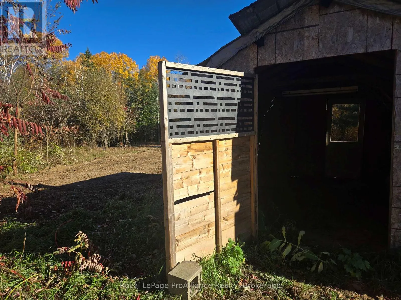 1394 BORDENWOOD ROAD
