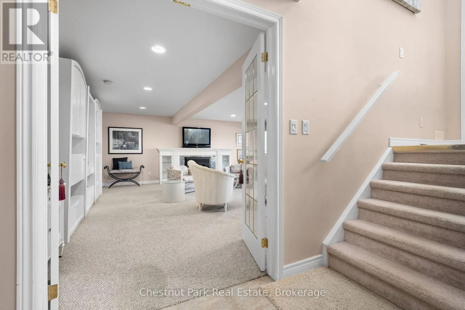 27 KENDRA CRESCENT