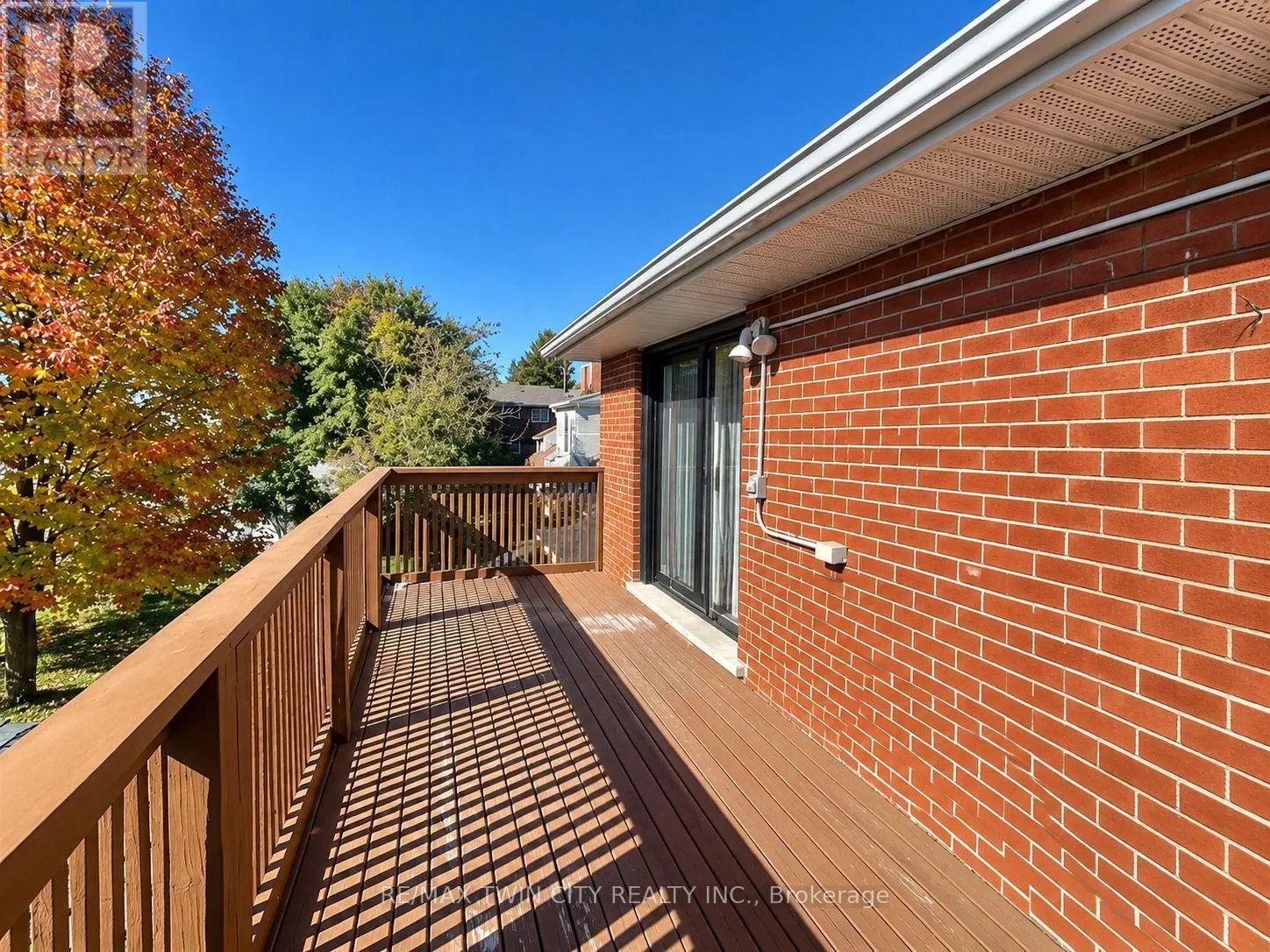 3 - 433 CONNAUGHT STREET