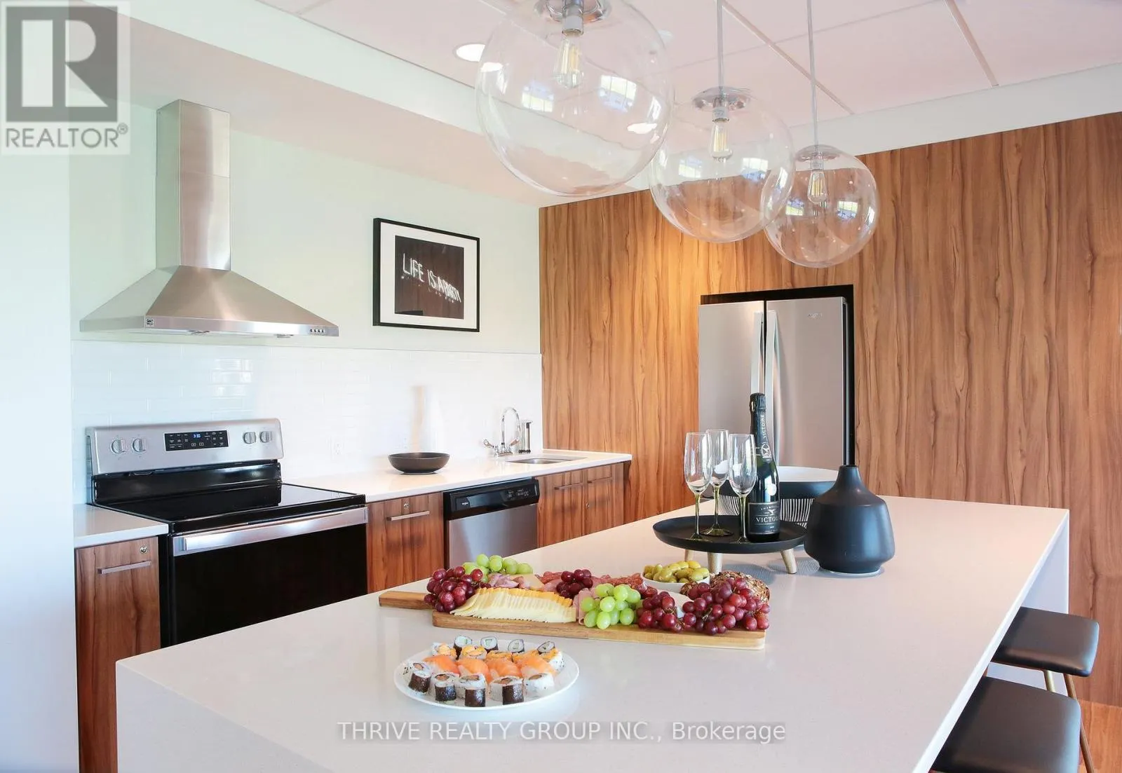 PH 9006 - 1325 RIVERBEND ROAD #PH 9006