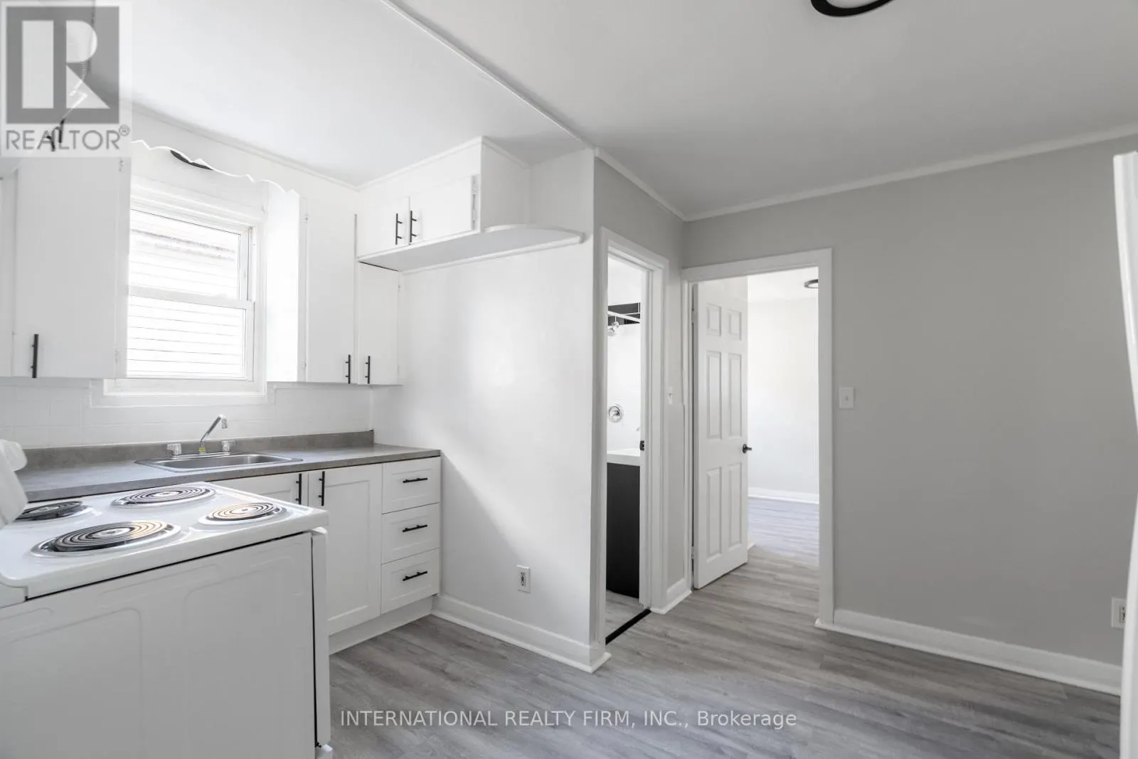 5 - 229 HAMILTON ROAD