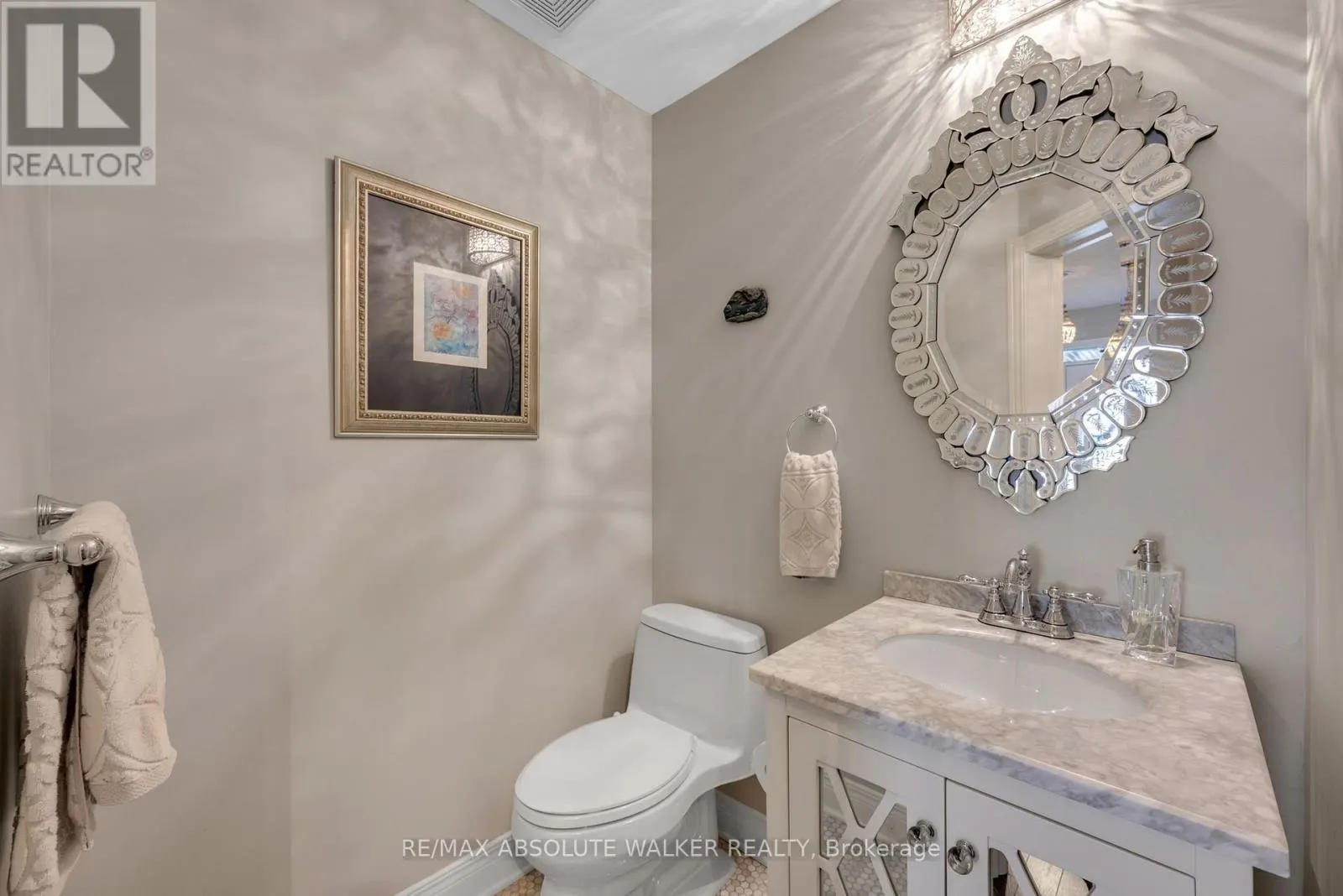 38 KINGS LANDING PRIVATE
