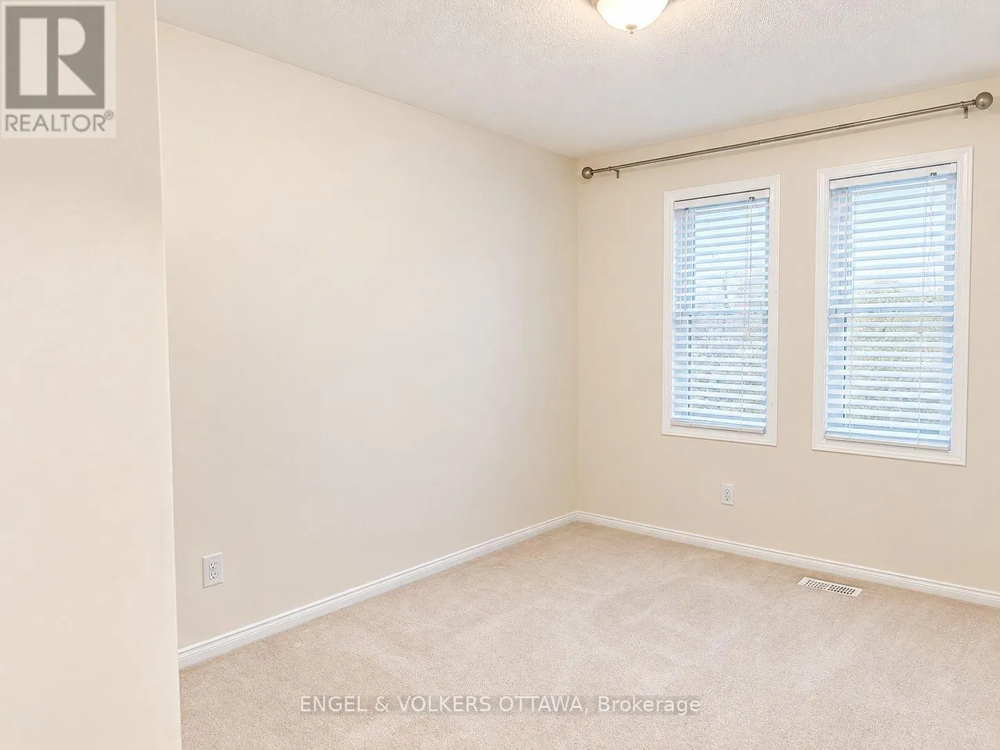 124 LANDOVER CRESCENT