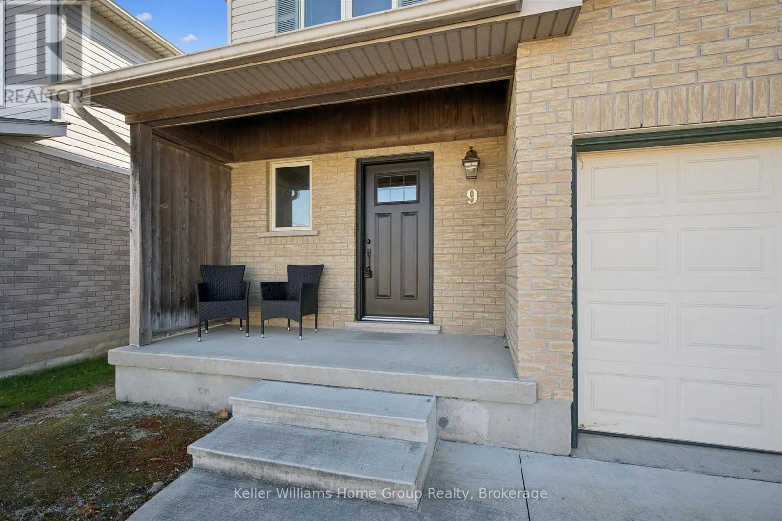 9 BRISTOW CREEK DRIVE