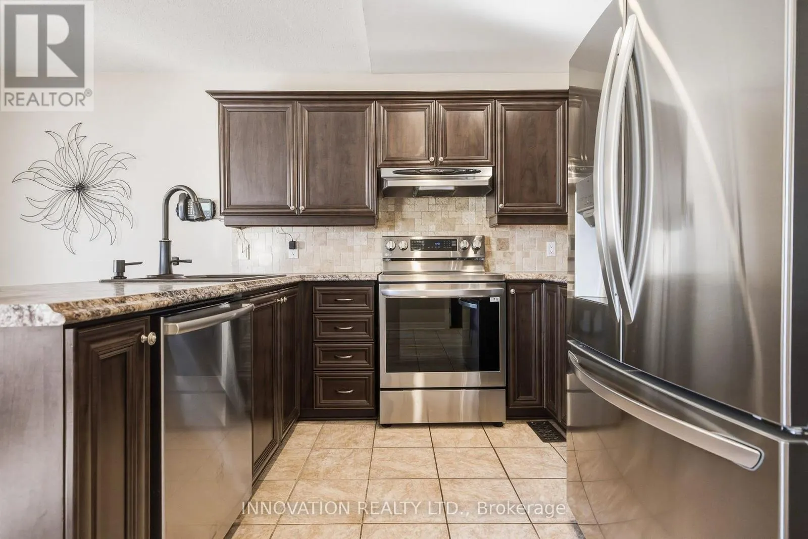 48 NAKOTA WAY