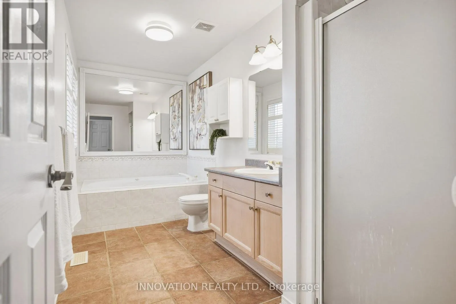 48 NAKOTA WAY