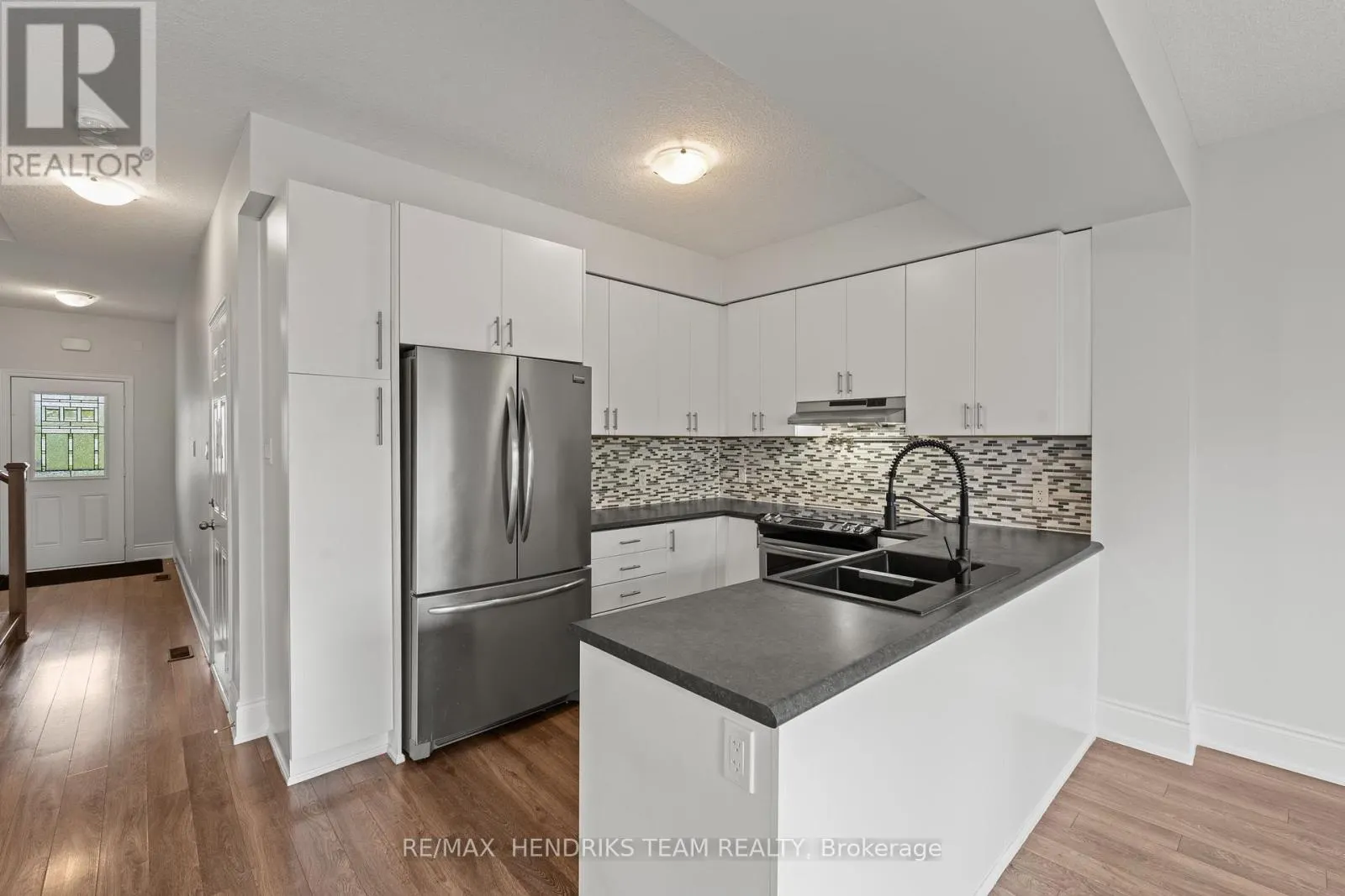 35 SUNSET WAY