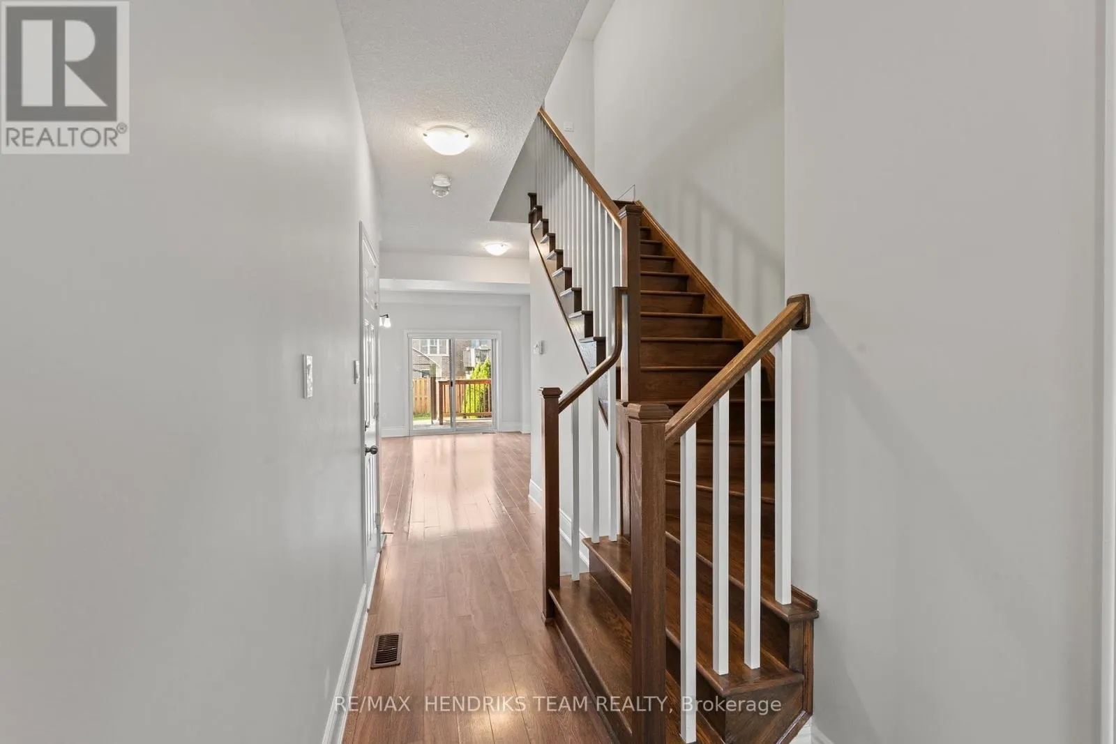 35 SUNSET WAY