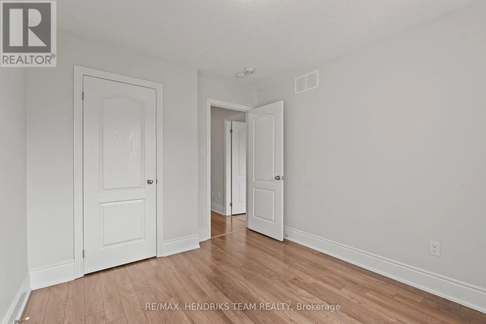35 SUNSET WAY
