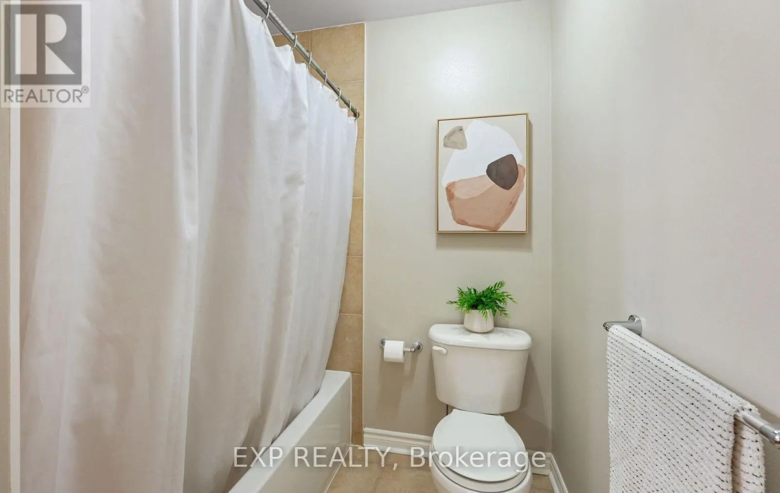 127 - 110 NAPIER STREET W