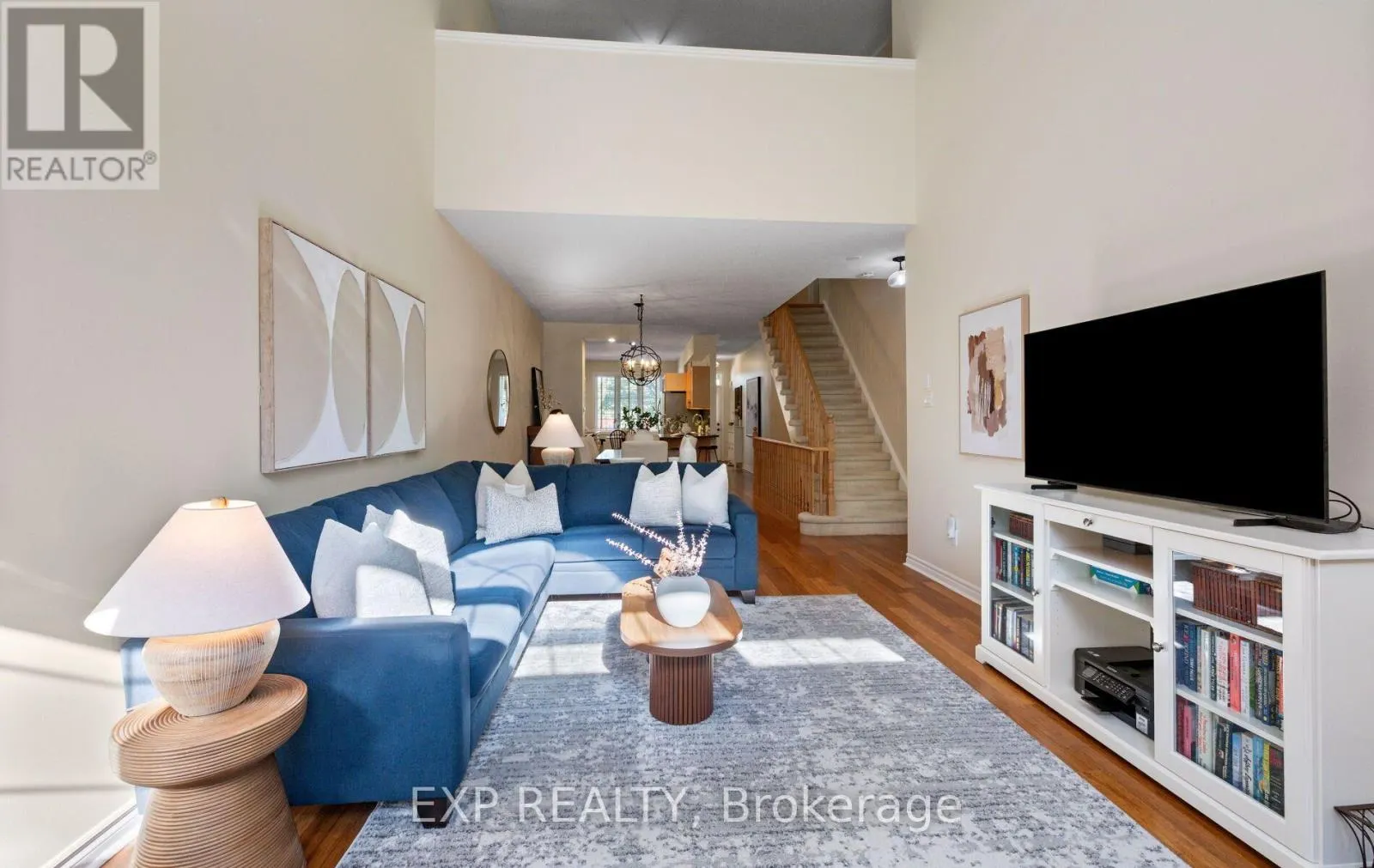 127 - 110 NAPIER STREET W