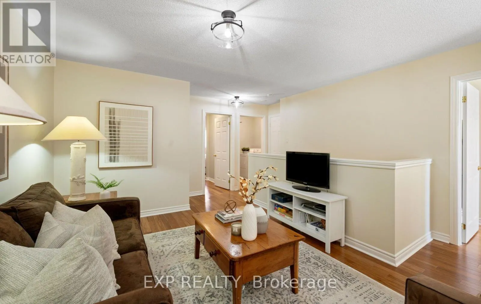 127 - 110 NAPIER STREET W