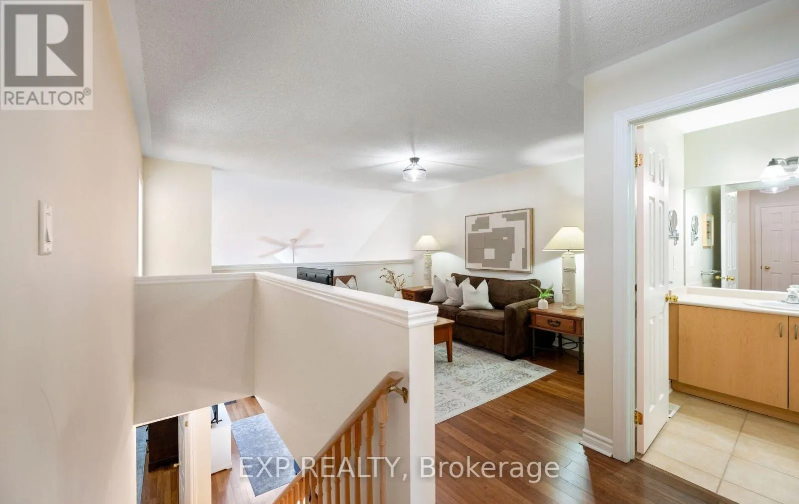 127 - 110 NAPIER STREET W