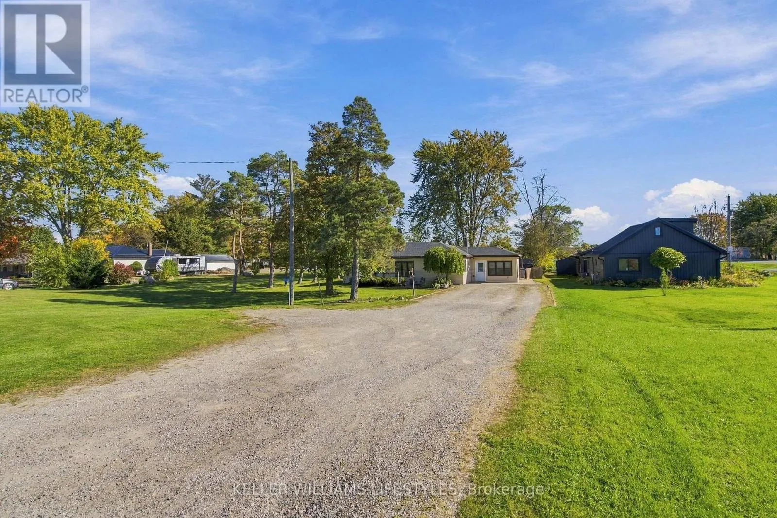 7512 FAIRVIEW ROAD