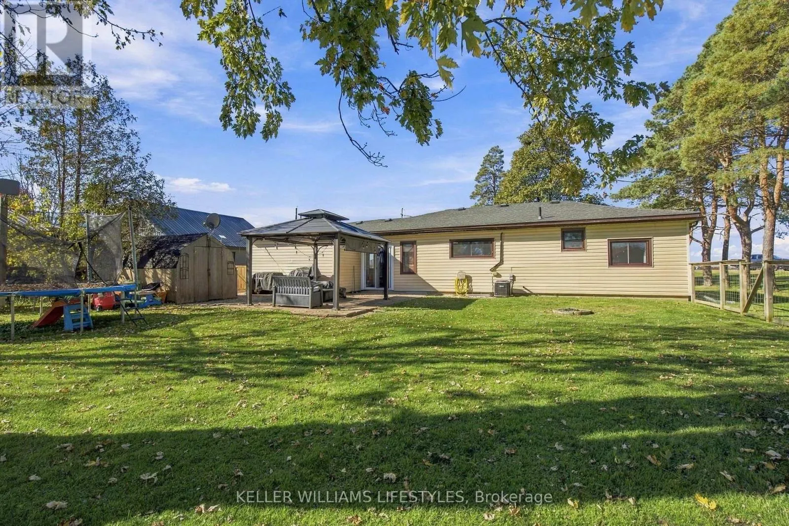 7512 FAIRVIEW ROAD