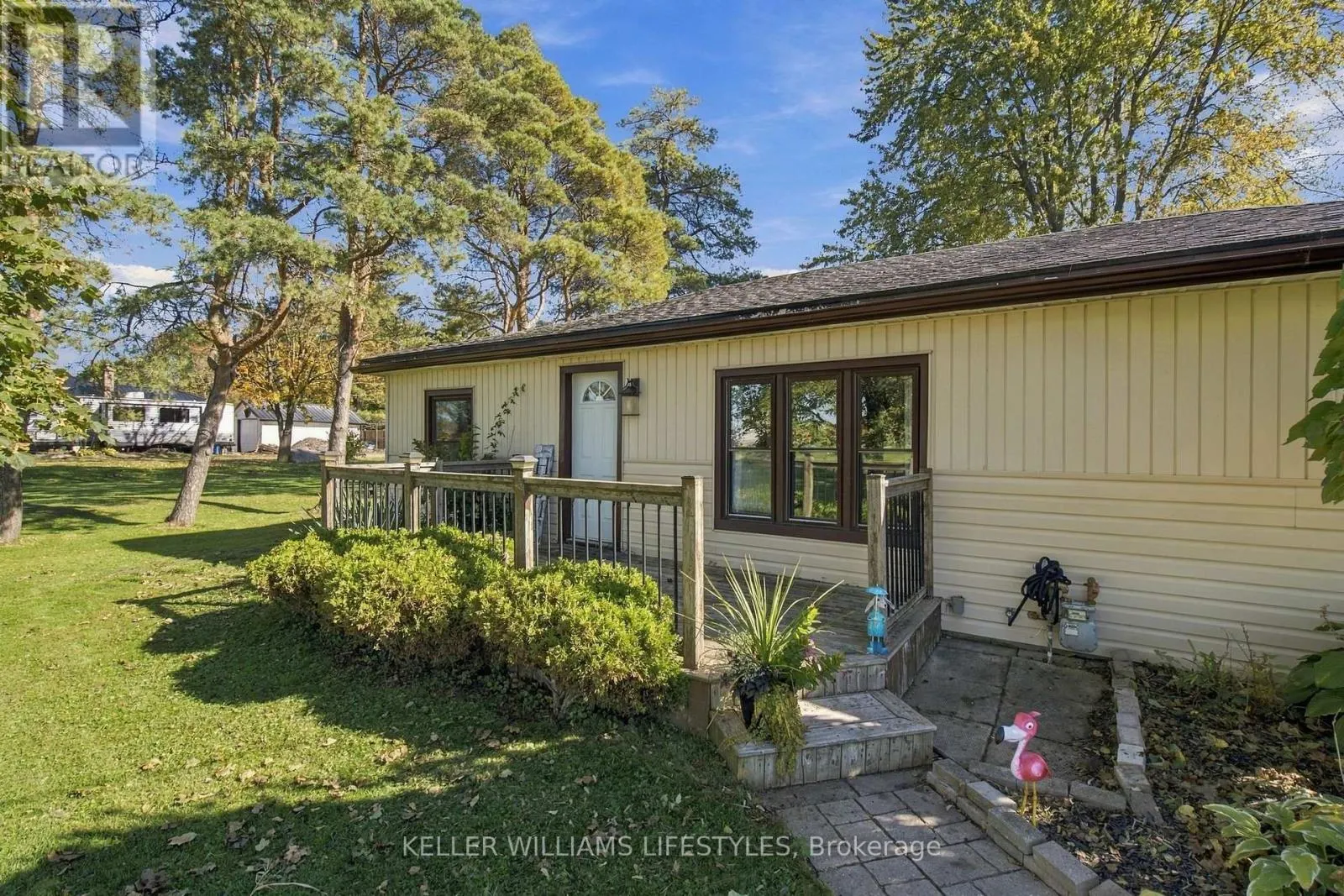 7512 FAIRVIEW ROAD