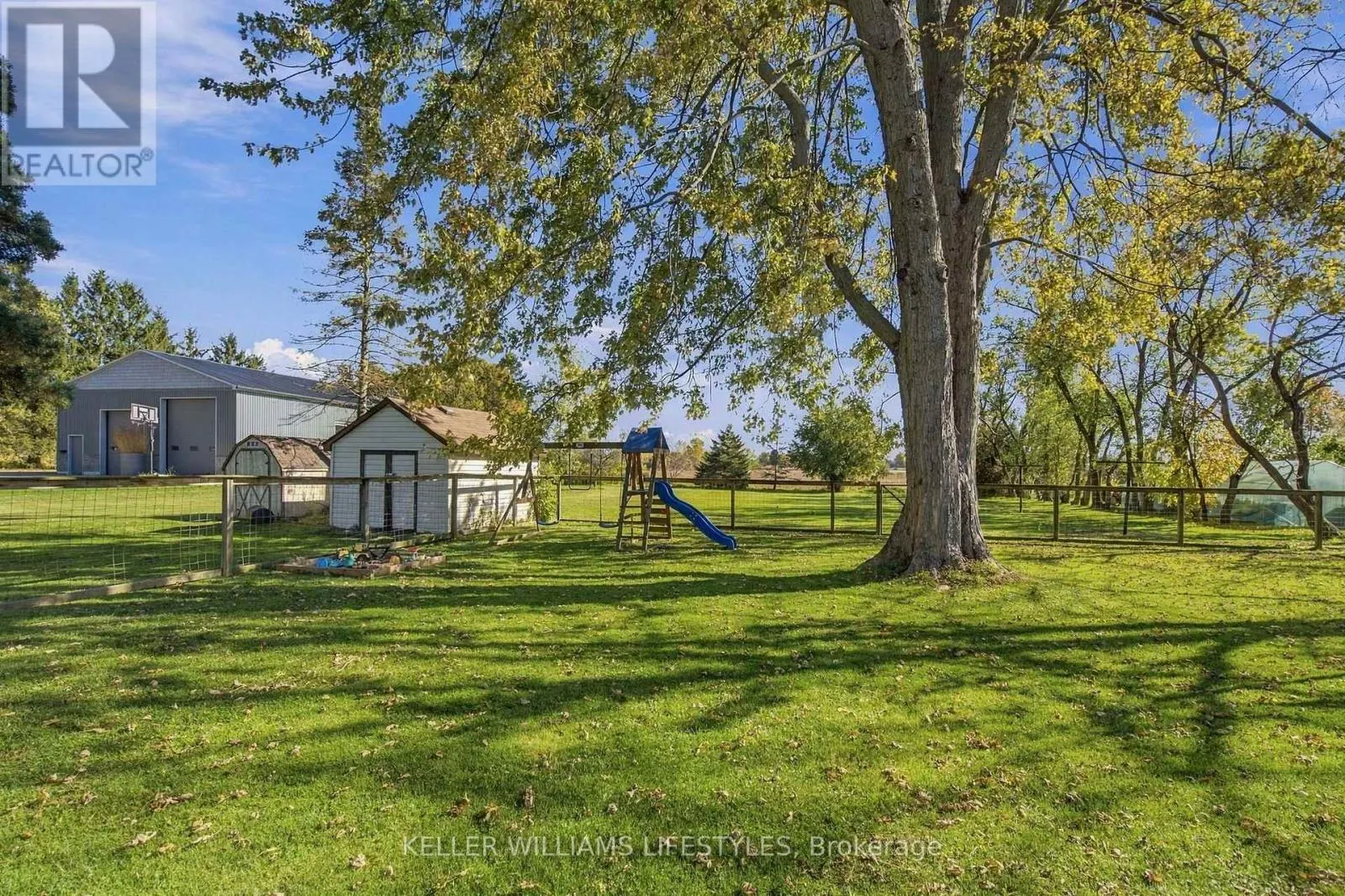 7512 FAIRVIEW ROAD