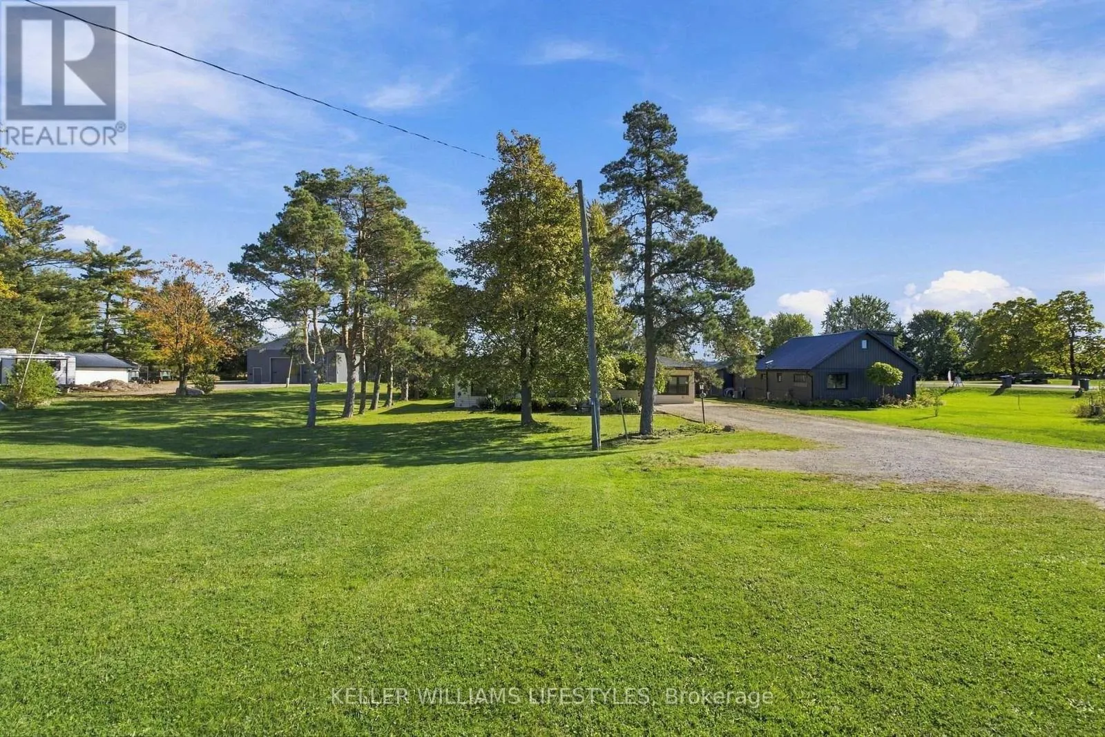 7512 FAIRVIEW ROAD