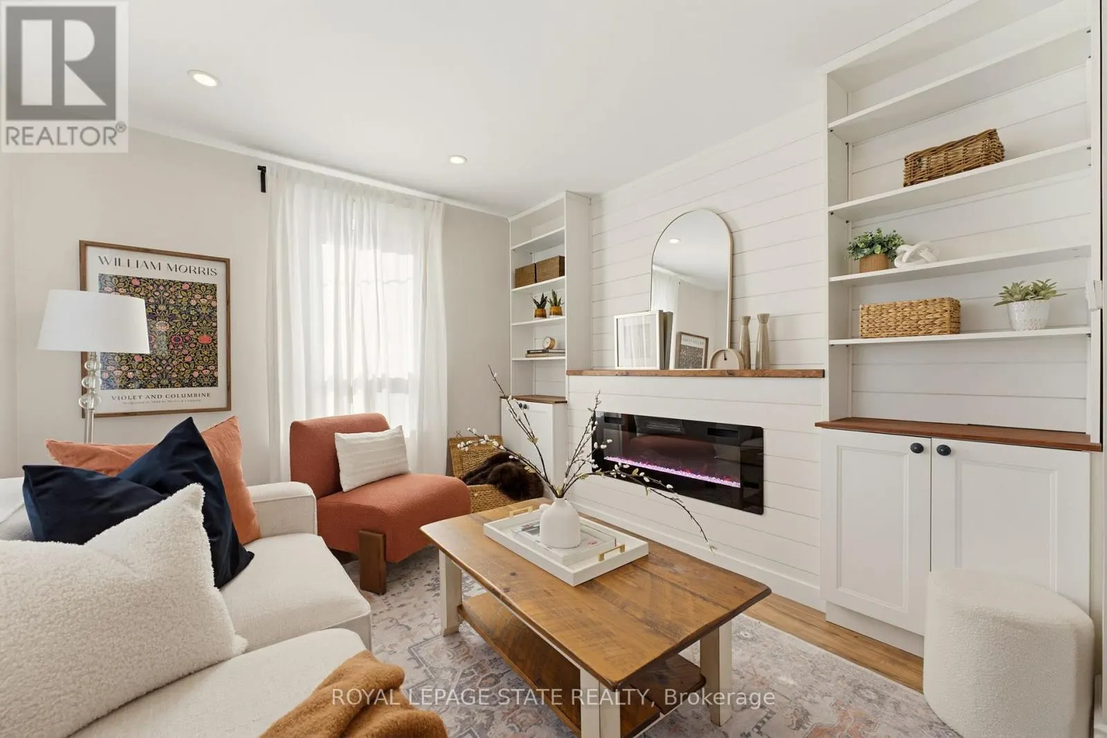 206 CRAIGROYSTON ROAD