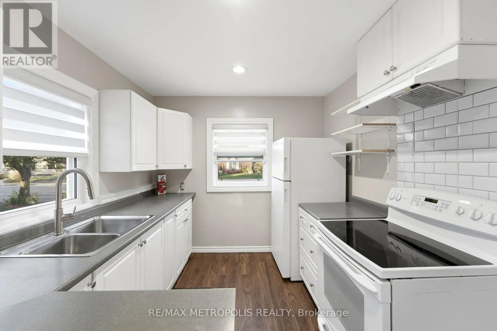 MAIN FL - 56 CHARING CROSS STREET