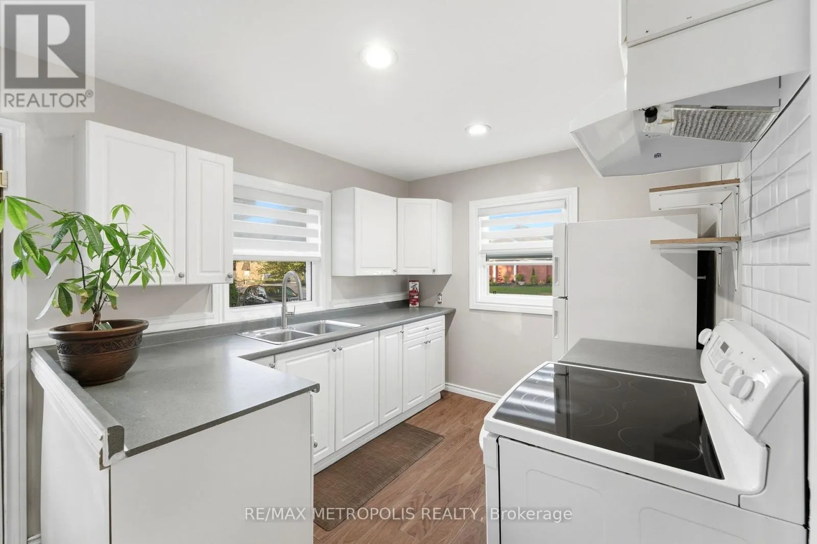 MAIN FL - 56 CHARING CROSS STREET