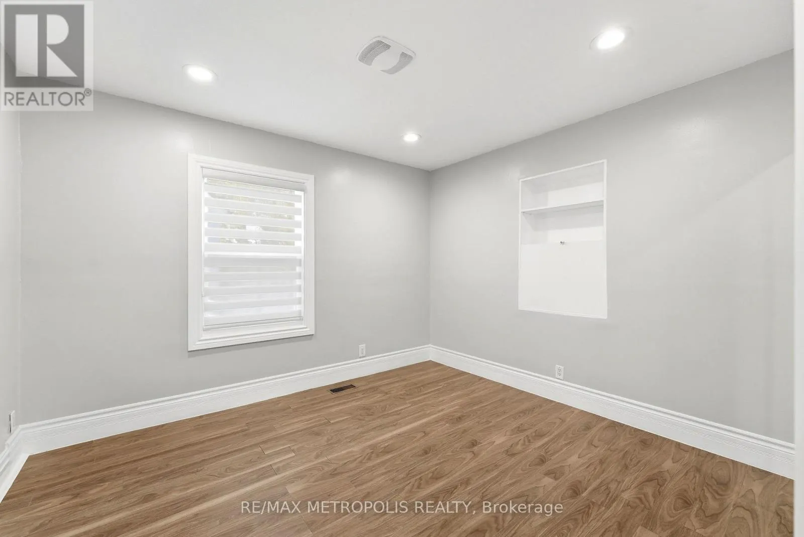 MAIN FL - 56 CHARING CROSS STREET