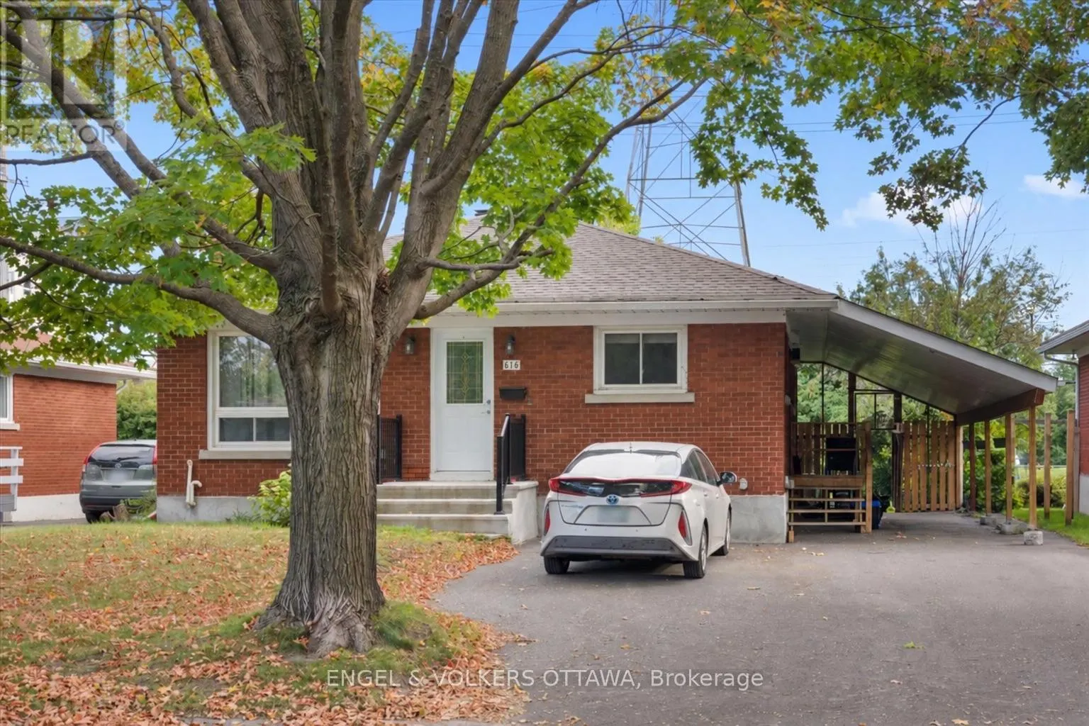 B - 616 BROWNING AVENUE