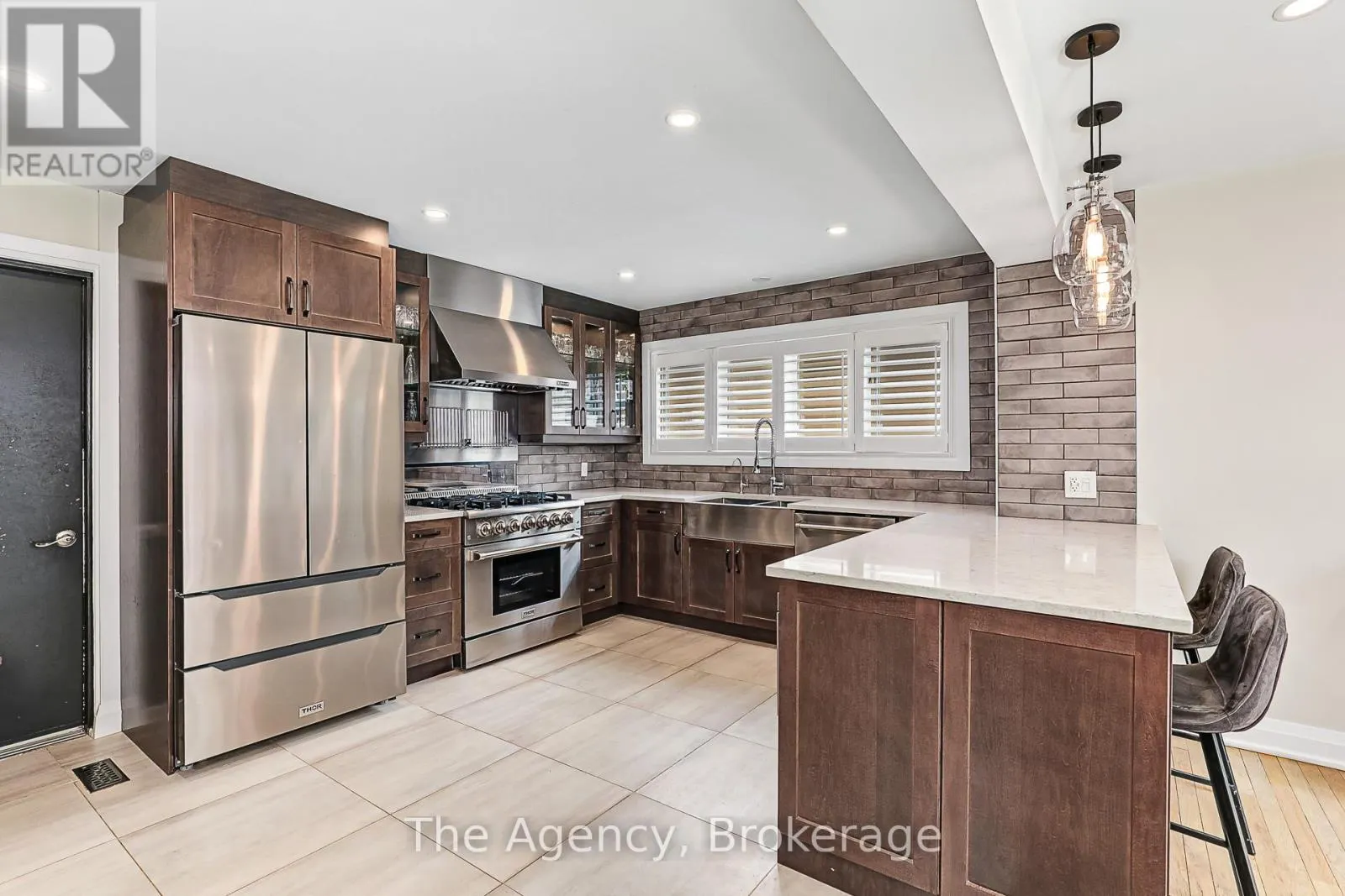 136 GRAND CYPRESS LANE