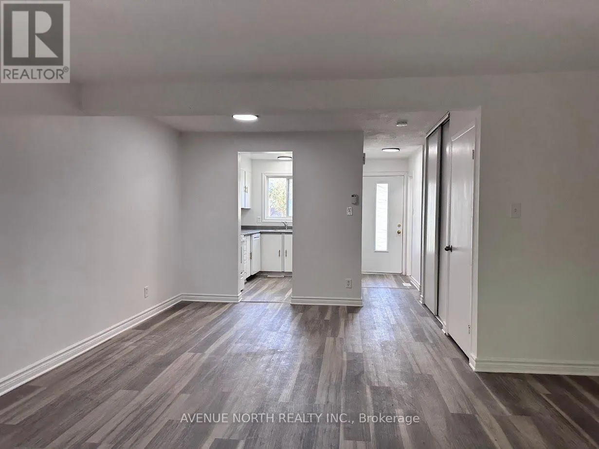1370 FOXWELL STREET