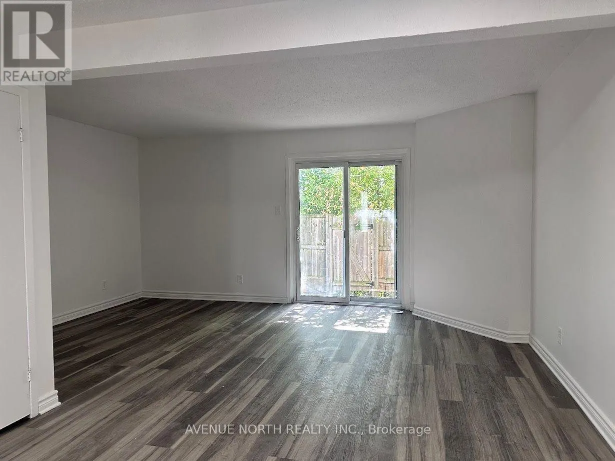 1370 FOXWELL STREET