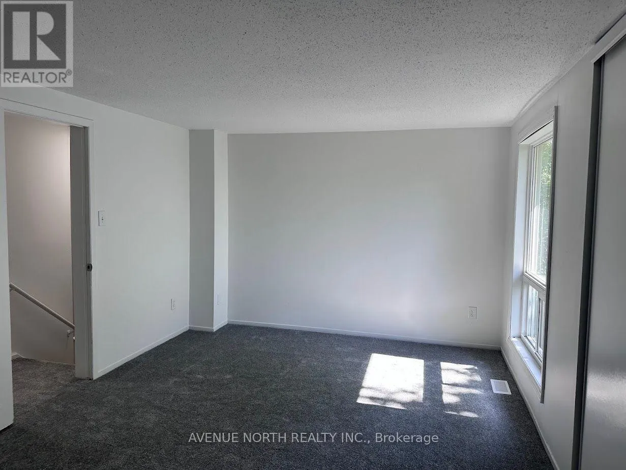 1370 FOXWELL STREET