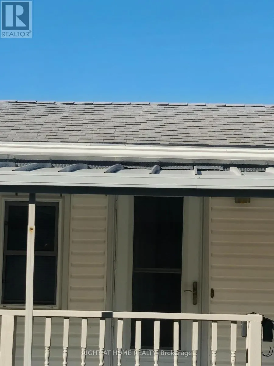 26 - 3100 DORCHESTER ROAD #26