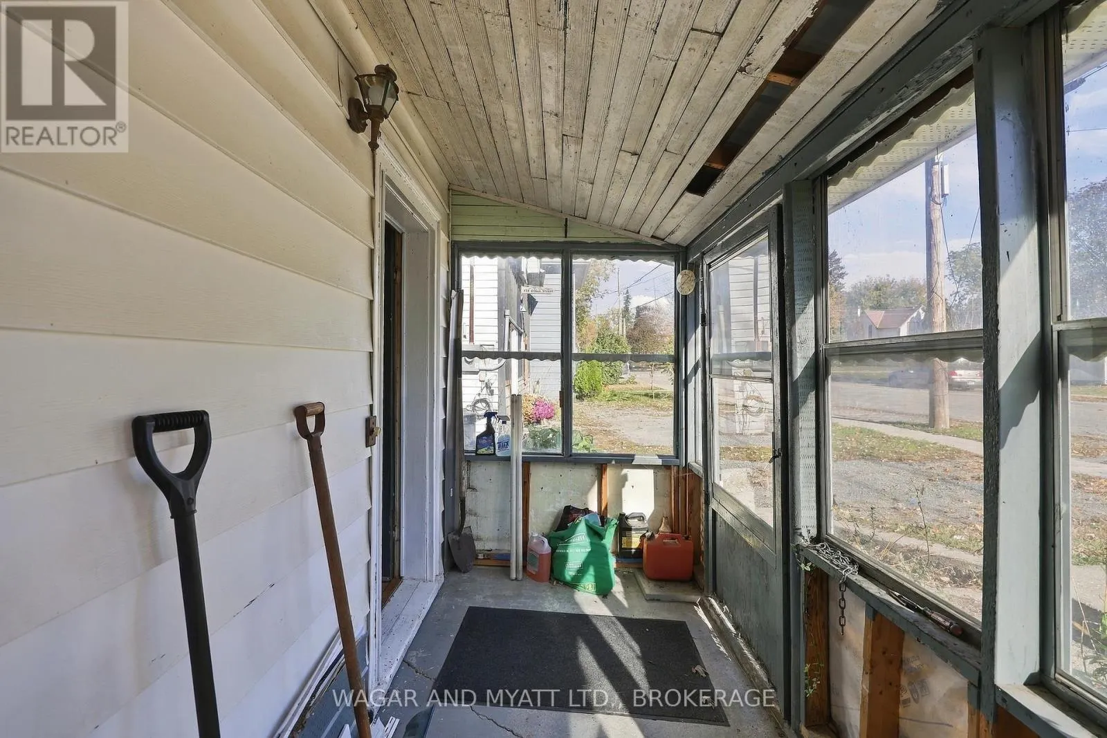 137 GREEN STREET