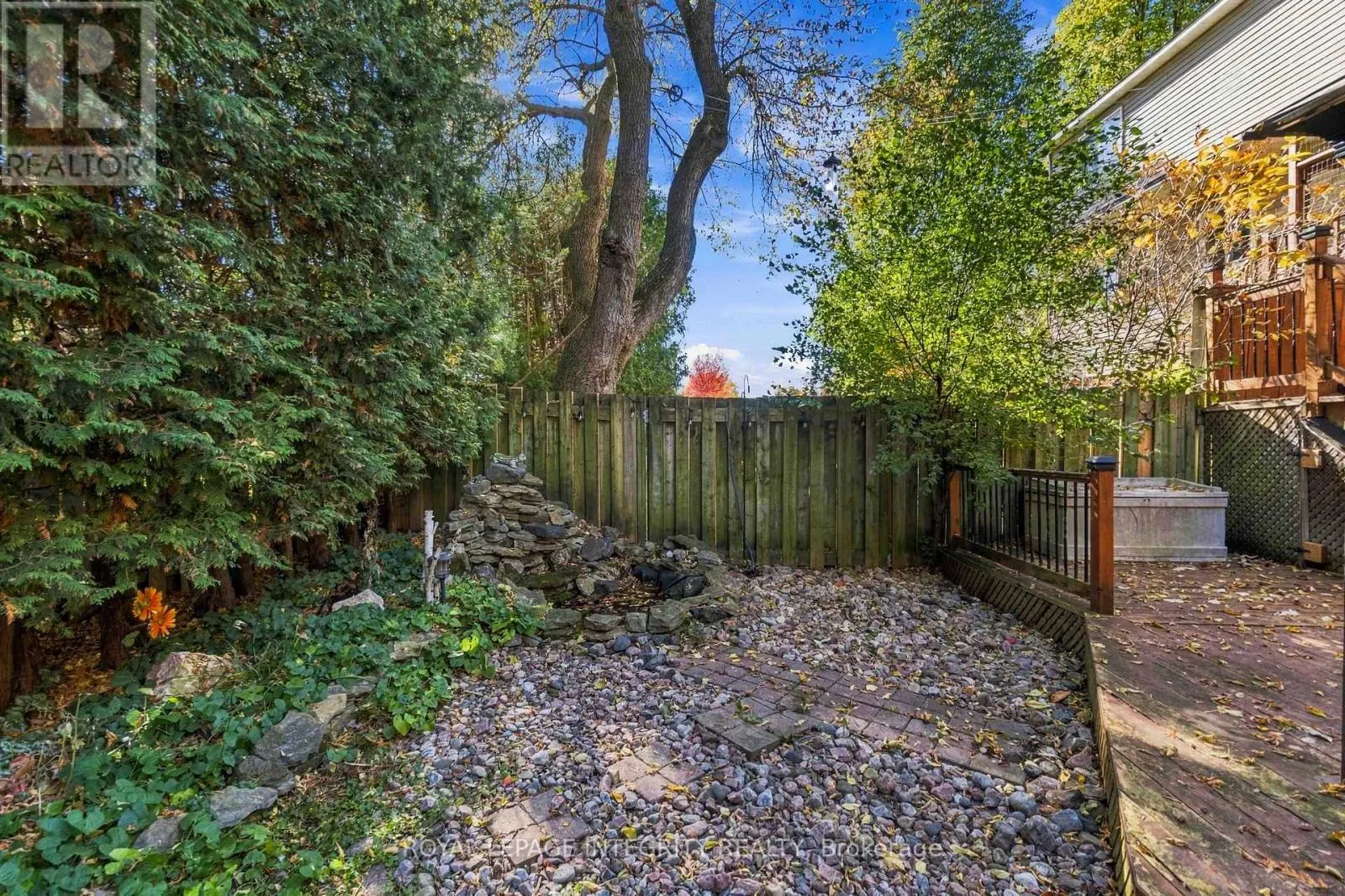 4 BERTON PLACE