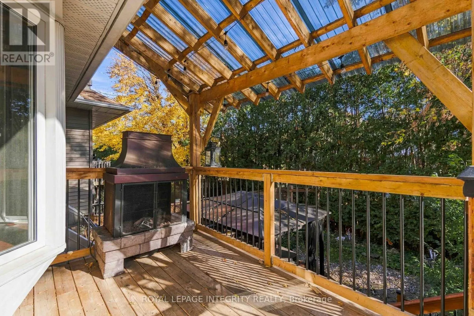 4 BERTON PLACE