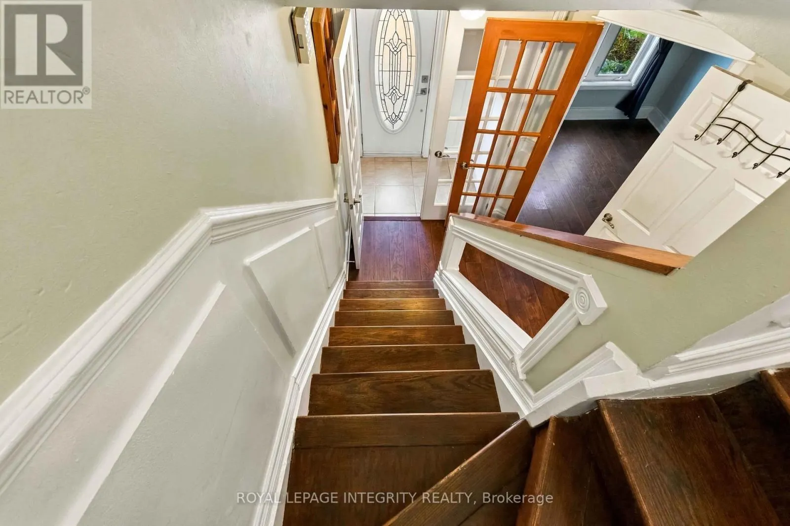 4 BERTON PLACE