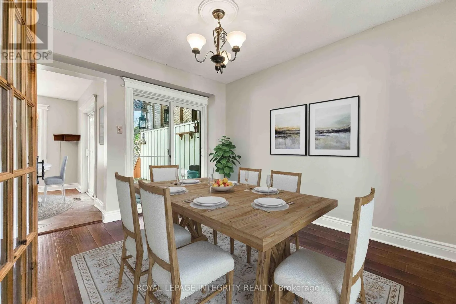 4 BERTON PLACE