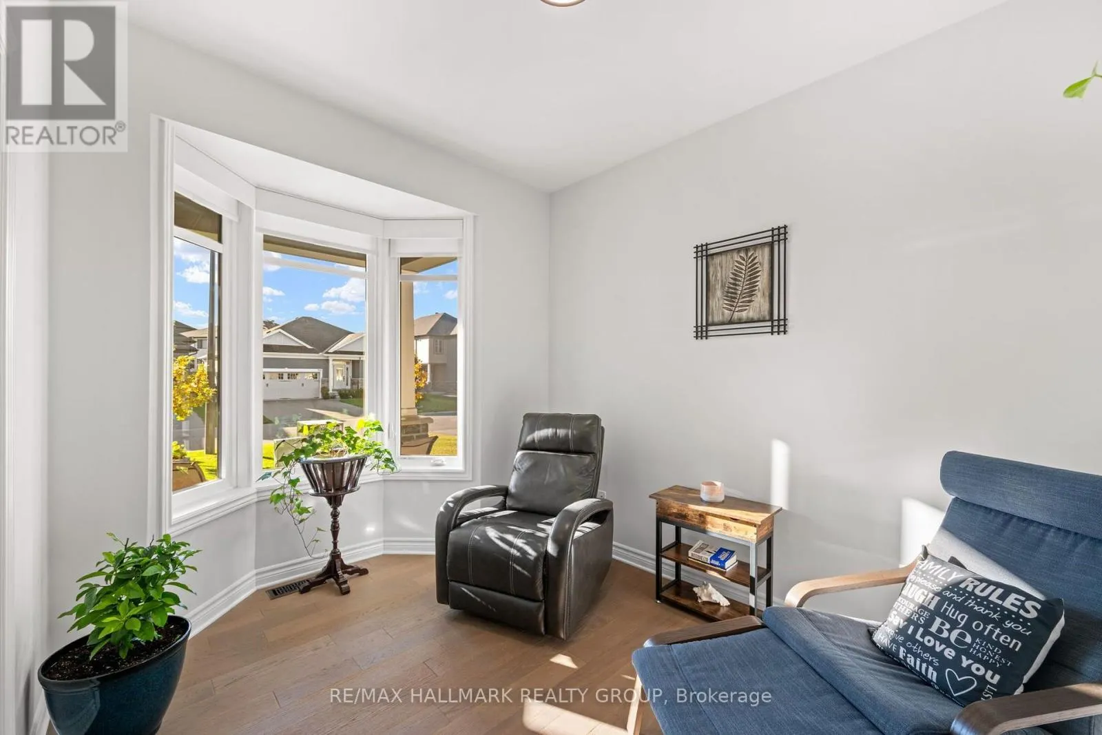 325 SPREADWING WAY