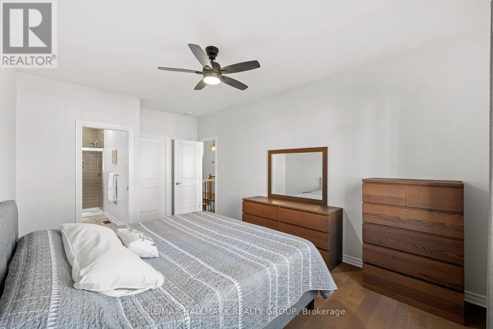 325 SPREADWING WAY