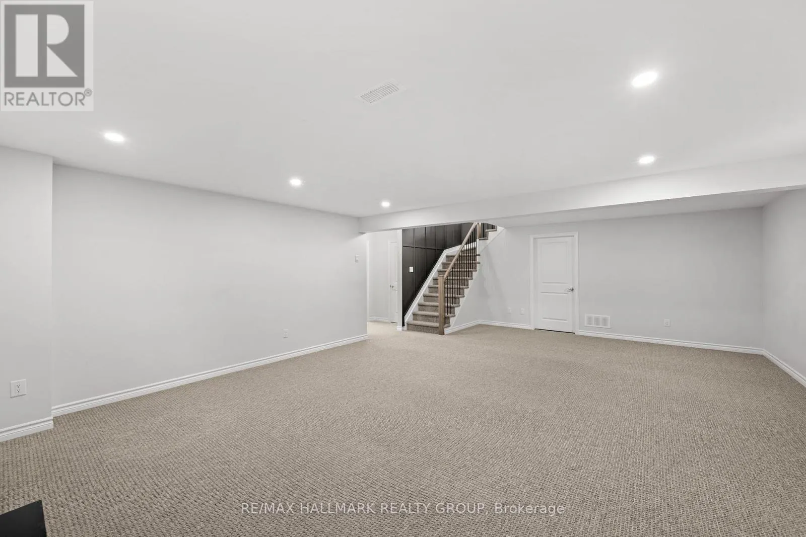 325 SPREADWING WAY