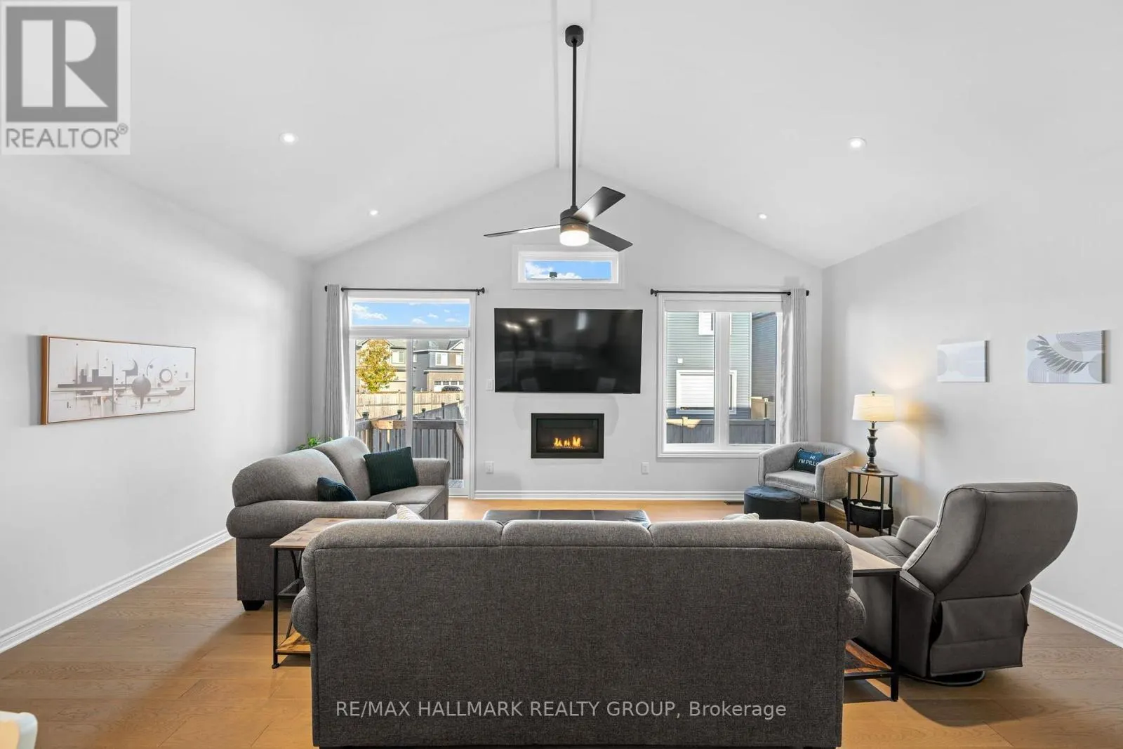 325 SPREADWING WAY