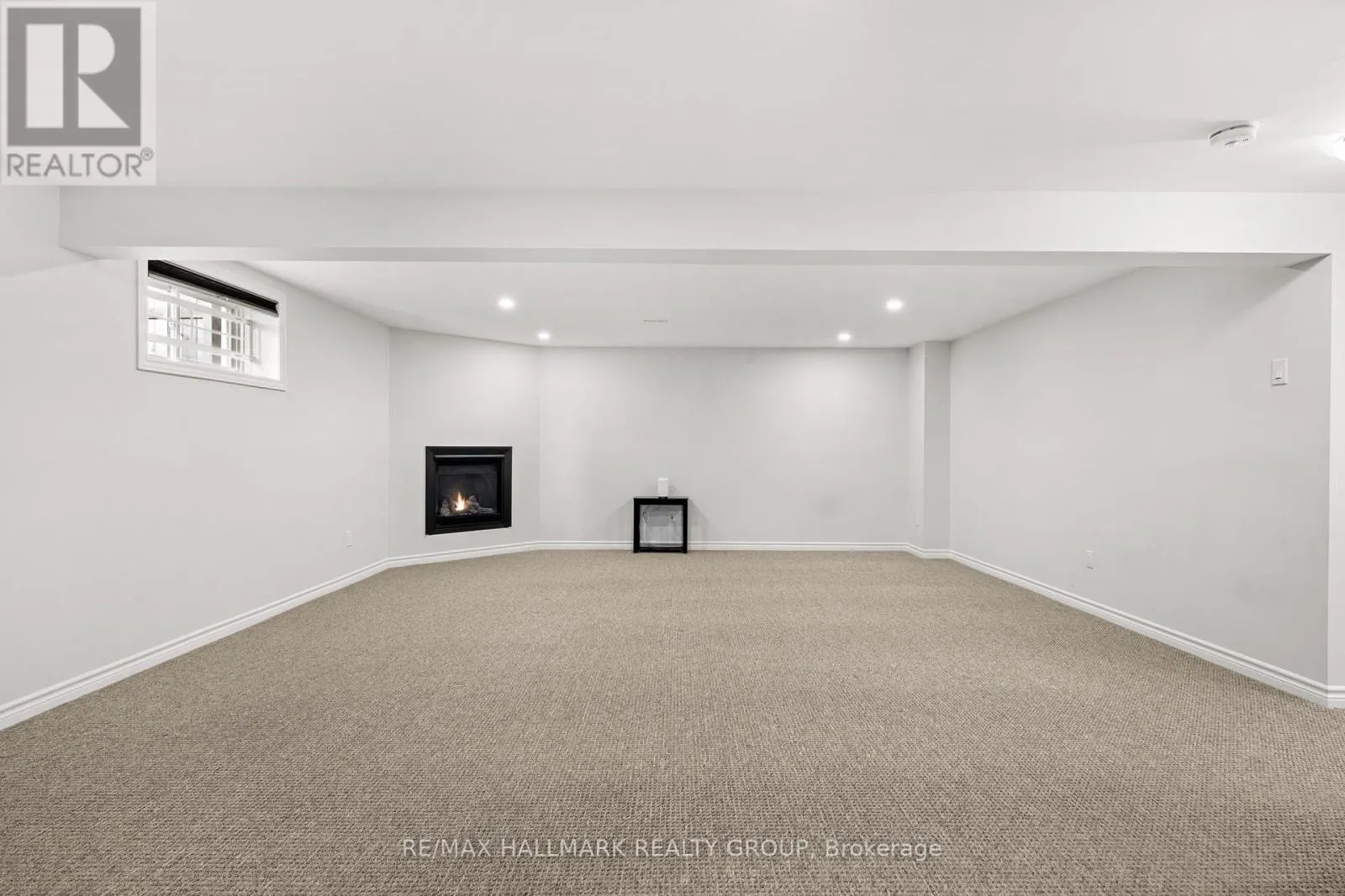 325 SPREADWING WAY