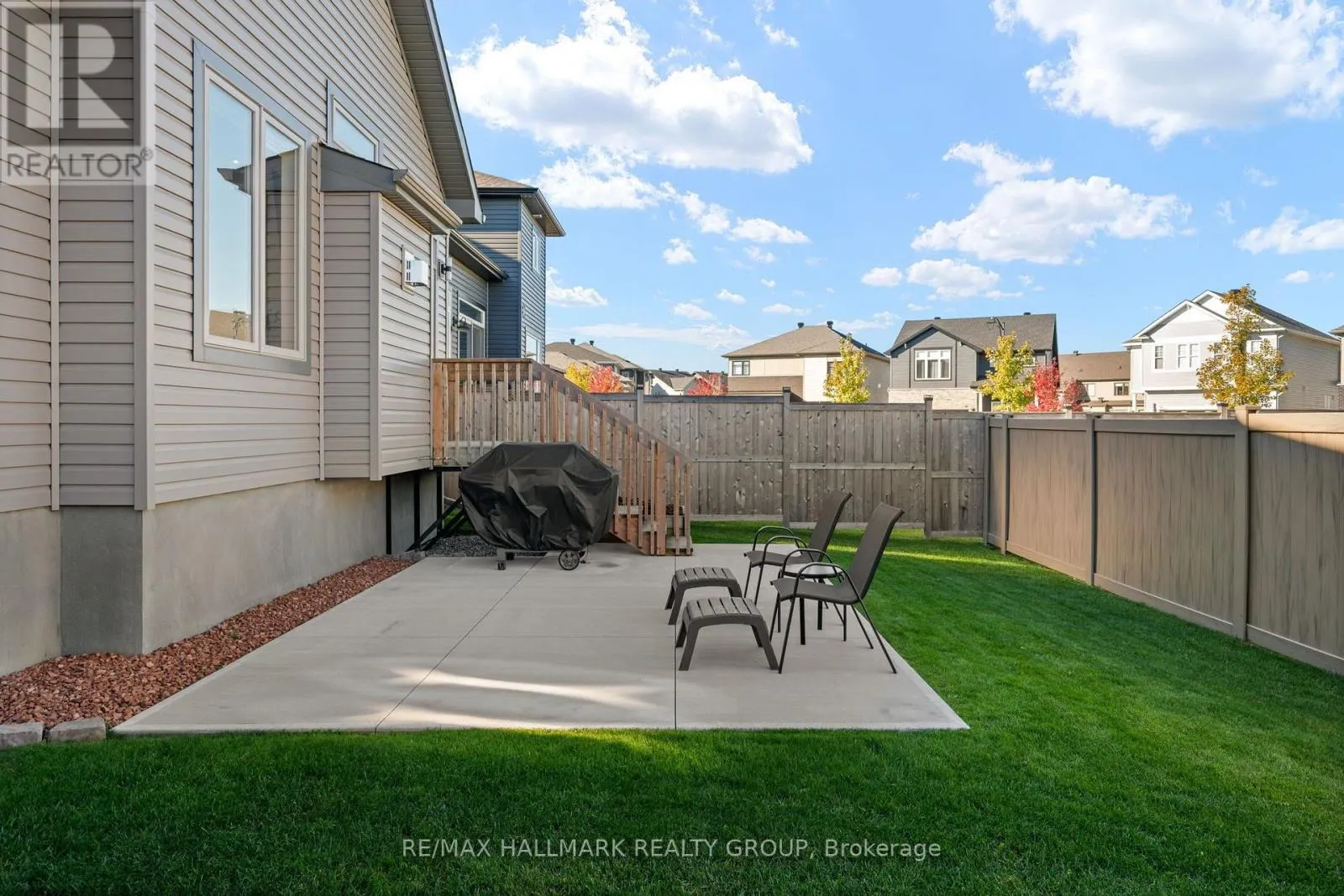 325 SPREADWING WAY