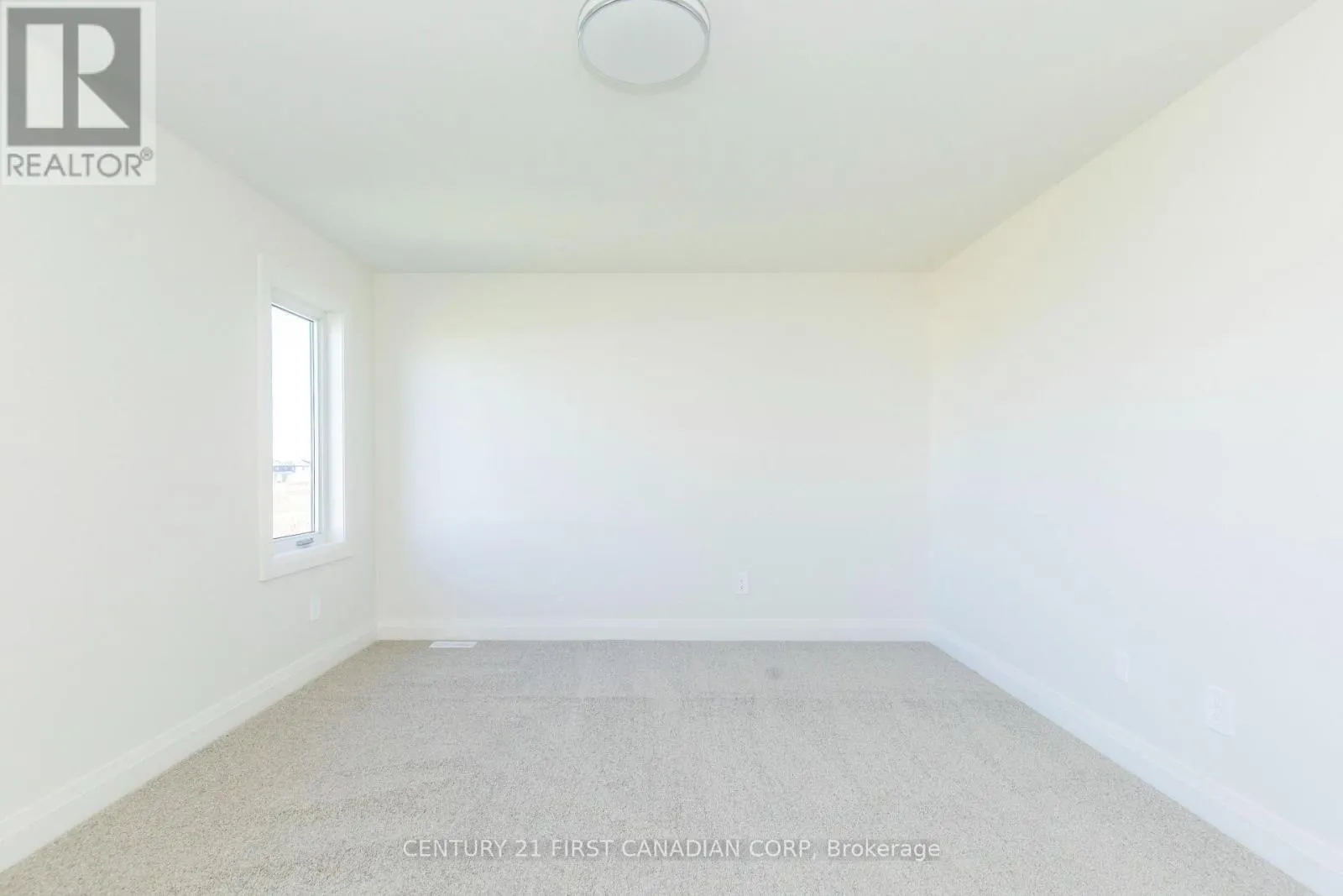 245 HESSELMAN CRESCENT