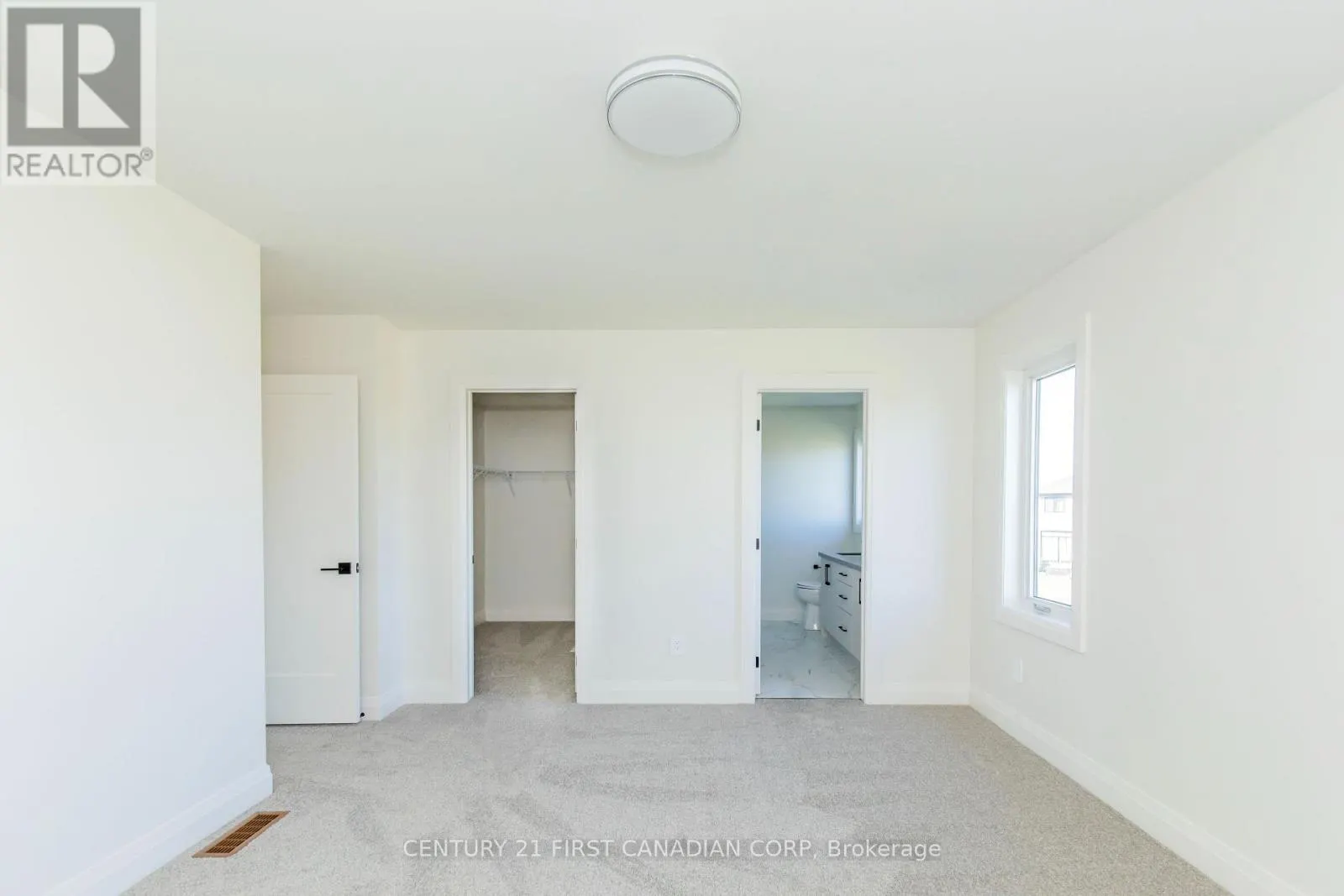245 HESSELMAN CRESCENT