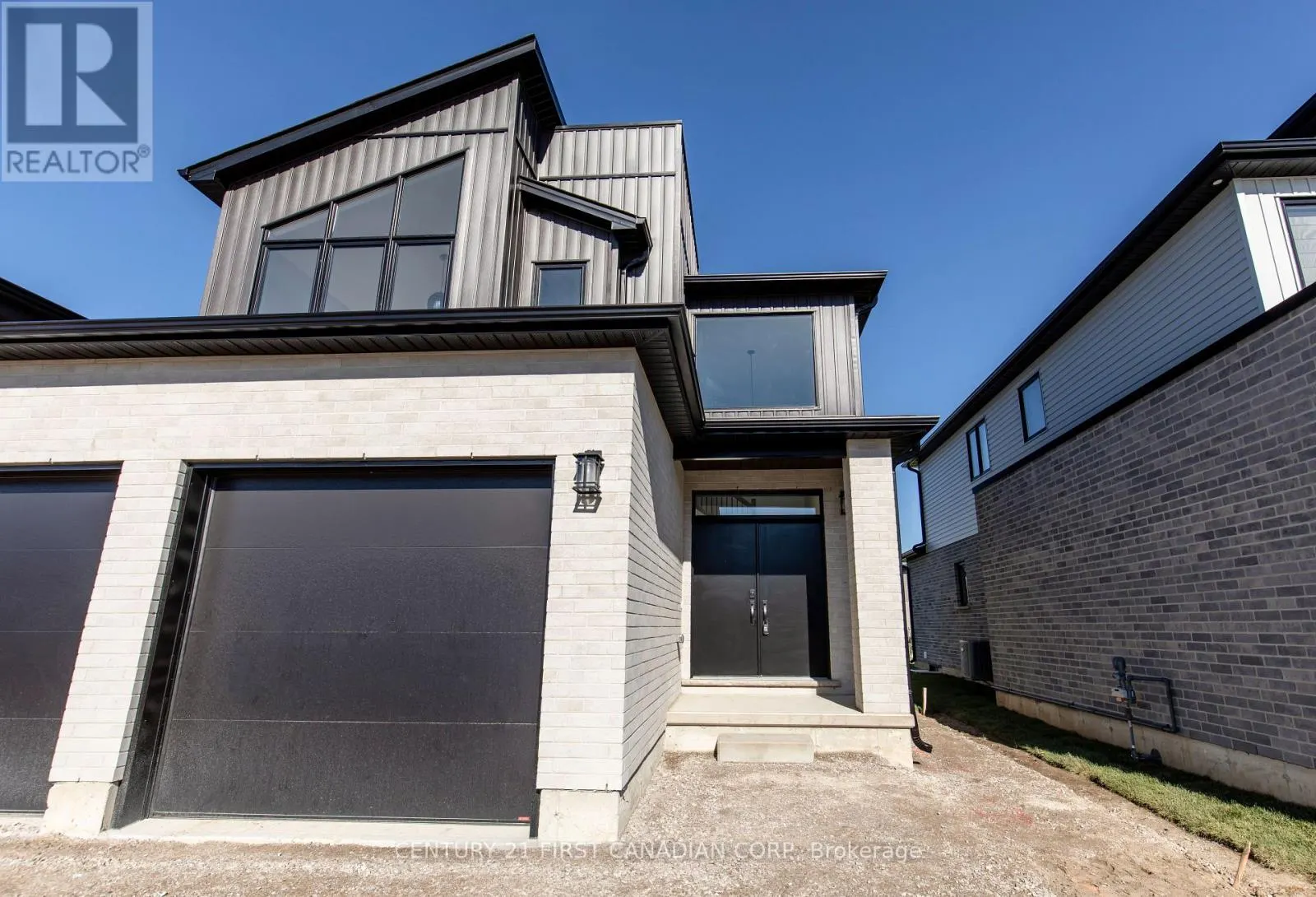 245 HESSELMAN CRESCENT