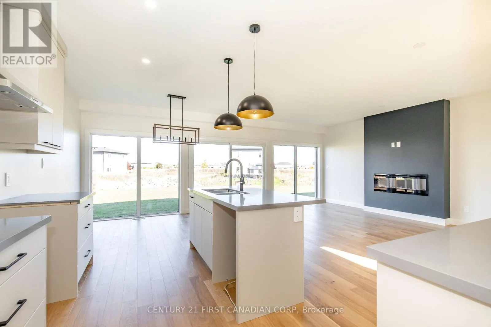 245 HESSELMAN CRESCENT