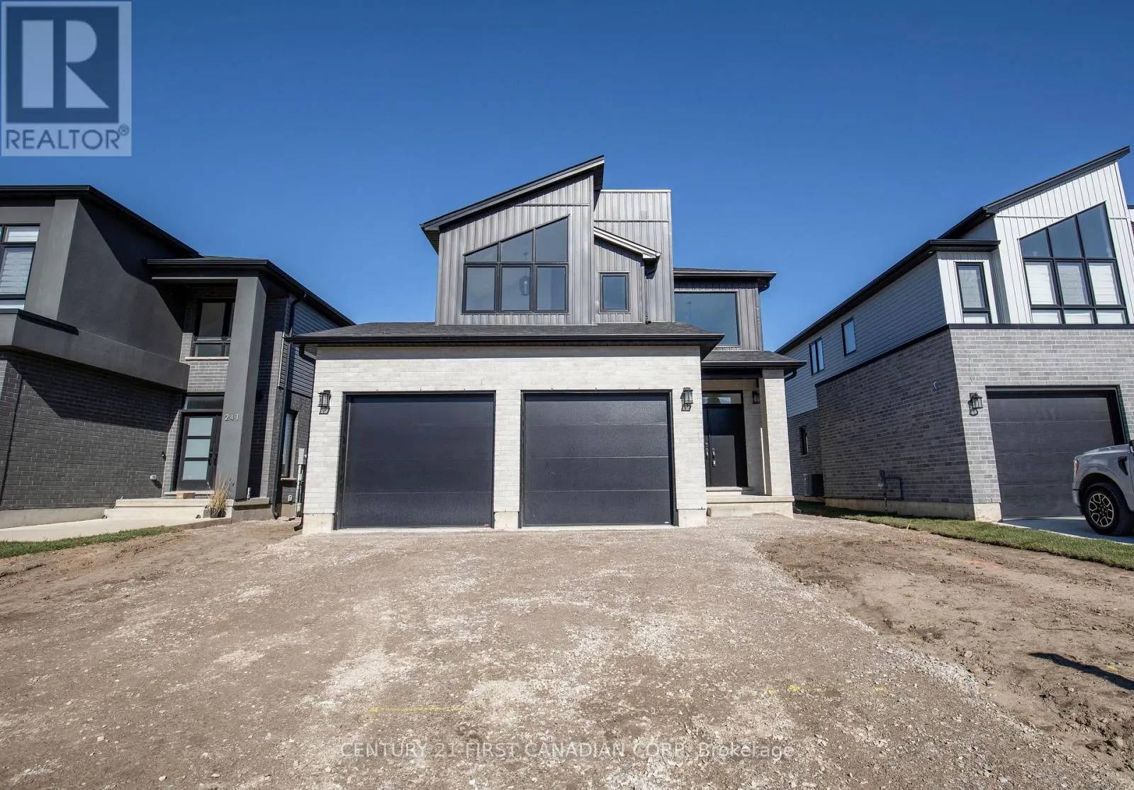 245 HESSELMAN CRESCENT