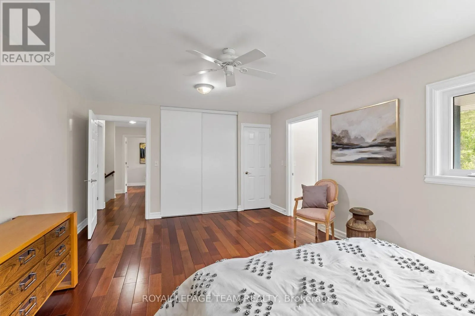 1526 CARSONBY ROAD E