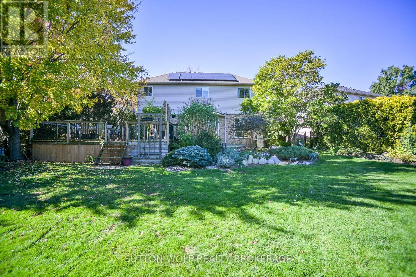 67 WILLOW CRESCENT